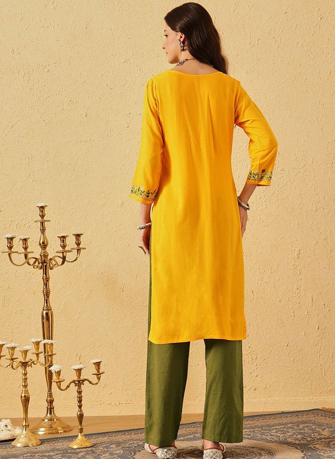 Qazmi Kashmiri Aari Work Viscose Rayon Straight Kurta - Image 4